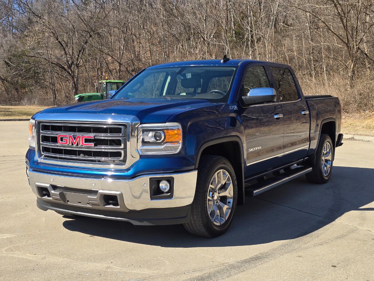GMC Sierra 1500 SLT Crew Cab Short Box 4WD 2015