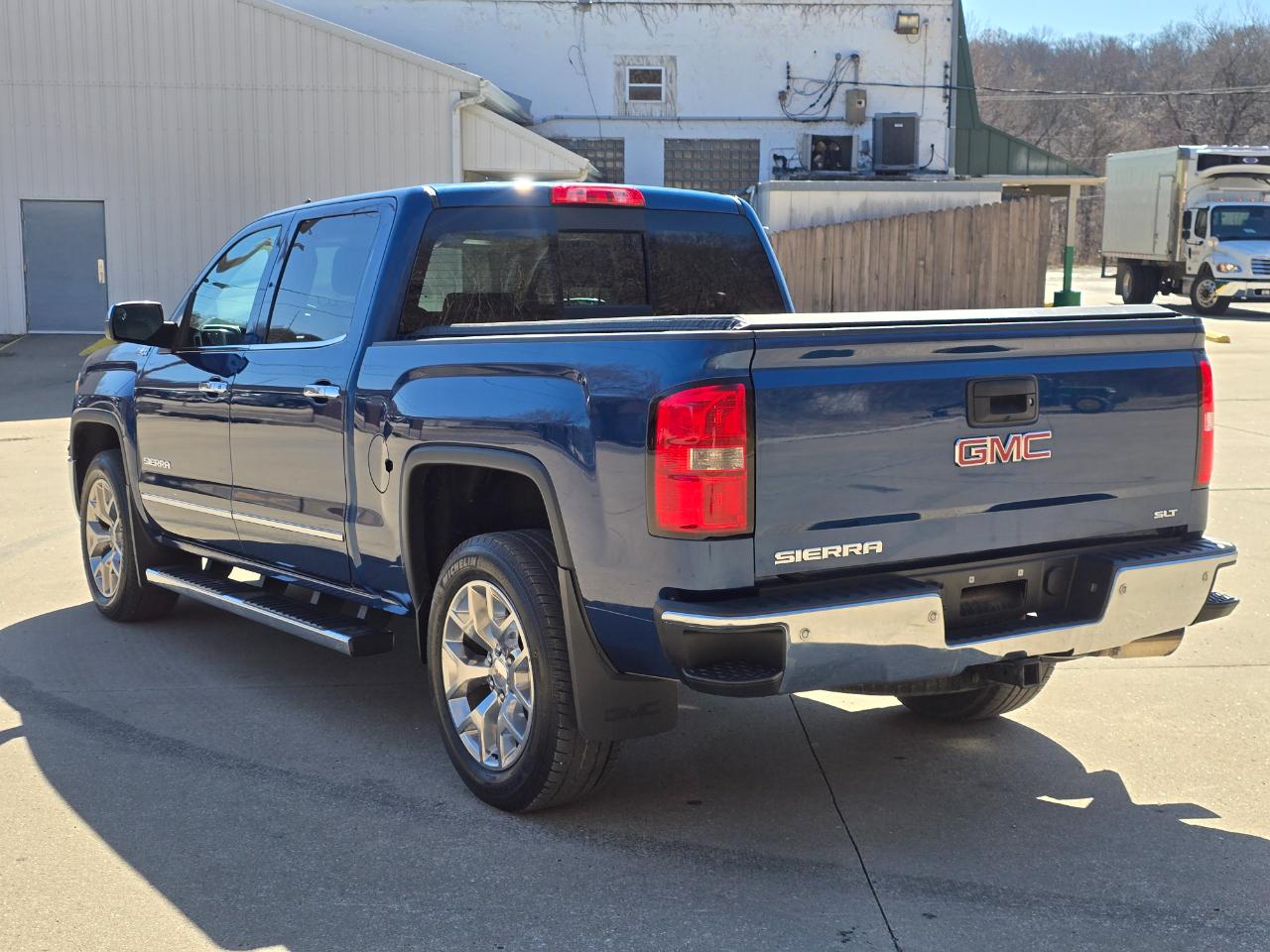 GMC Sierra 1500 SLT Crew Cab Short Box 4WD 2015