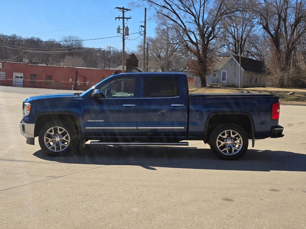 GMC Sierra 1500 SLT Crew Cab Short Box 4WD 2015