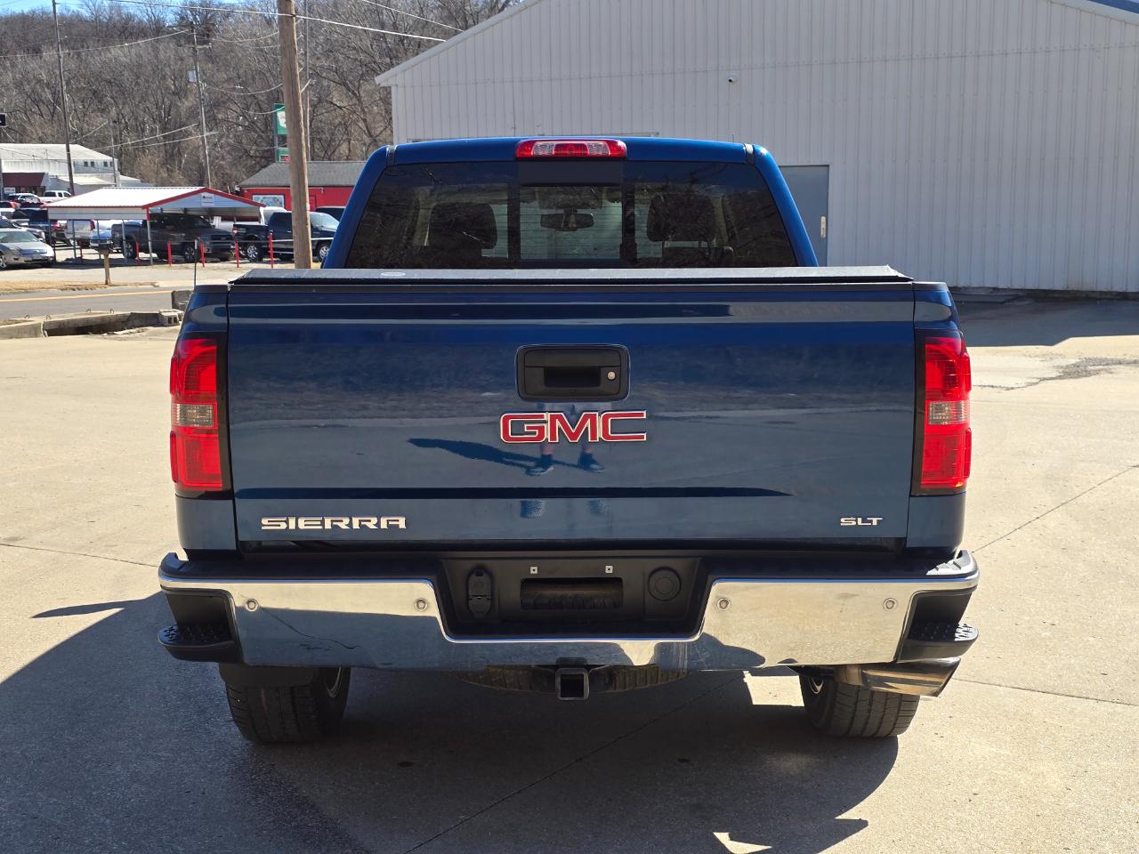GMC Sierra 1500 SLT Crew Cab Short Box 4WD 2015