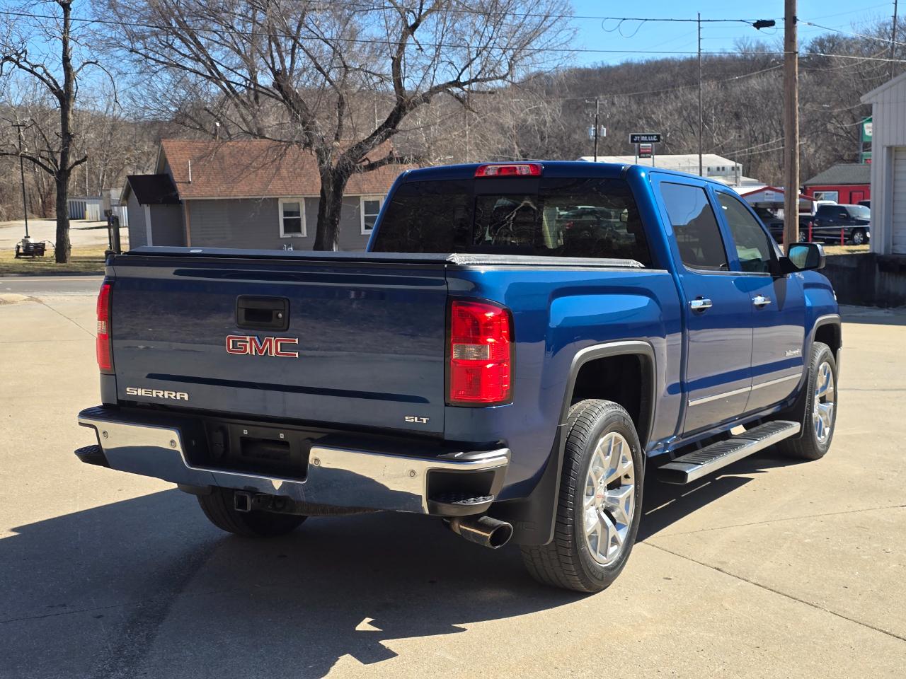 GMC Sierra 1500 SLT Crew Cab Short Box 4WD 2015
