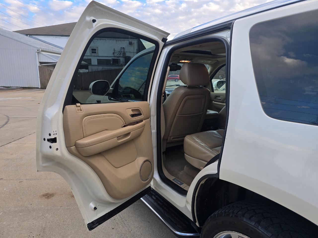 Cadillac Escalade AWD 2009