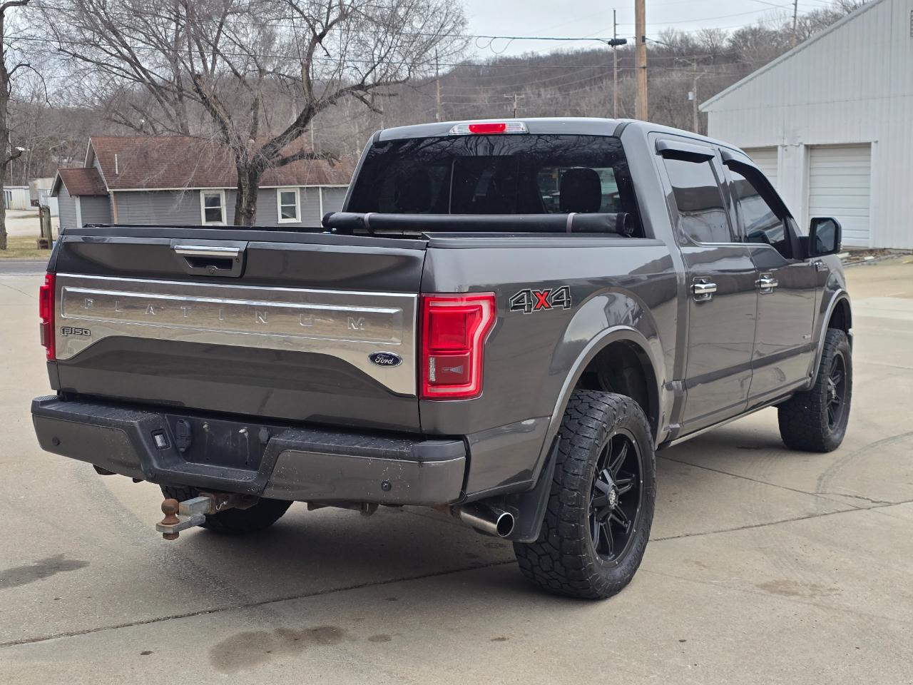Ford F-150 Platinum 4WD SuperCrew 5.5' Box 2015