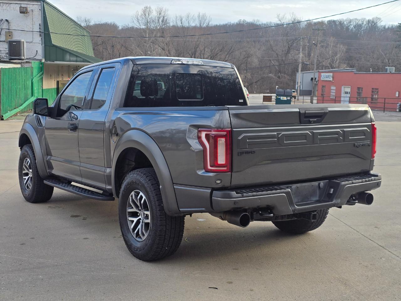 Ford F-150 Raptor SuperCab 4WD 2018