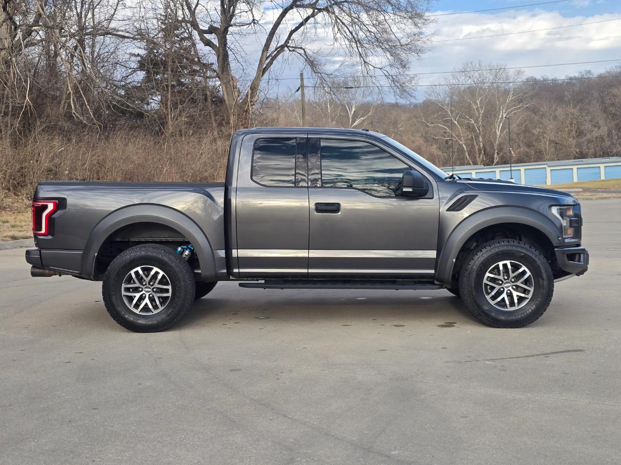 Ford F-150 Raptor SuperCab 4WD 2018