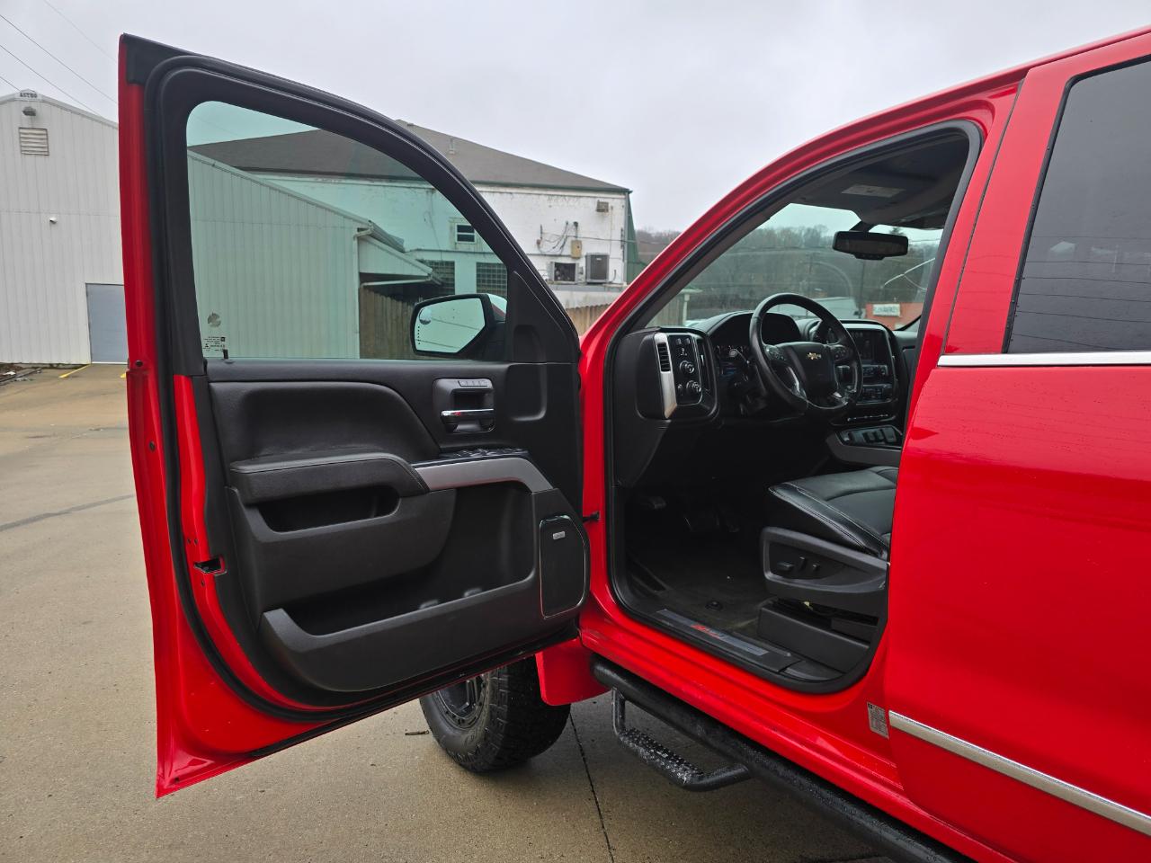 Chevrolet Silverado 1500 LTZ Crew Cab 4WD 2017