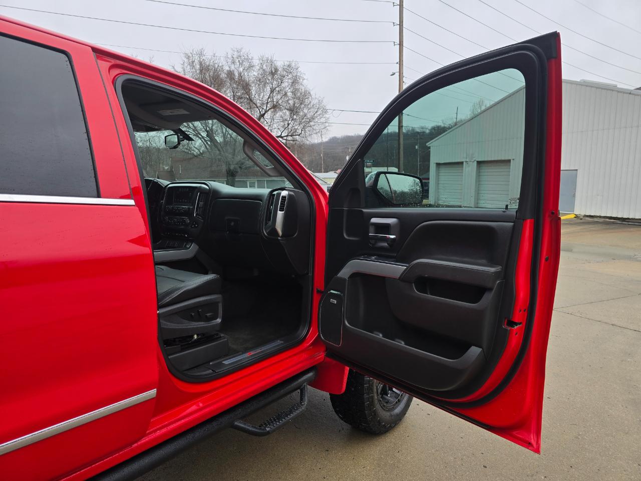 Chevrolet Silverado 1500 LTZ Crew Cab 4WD 2017