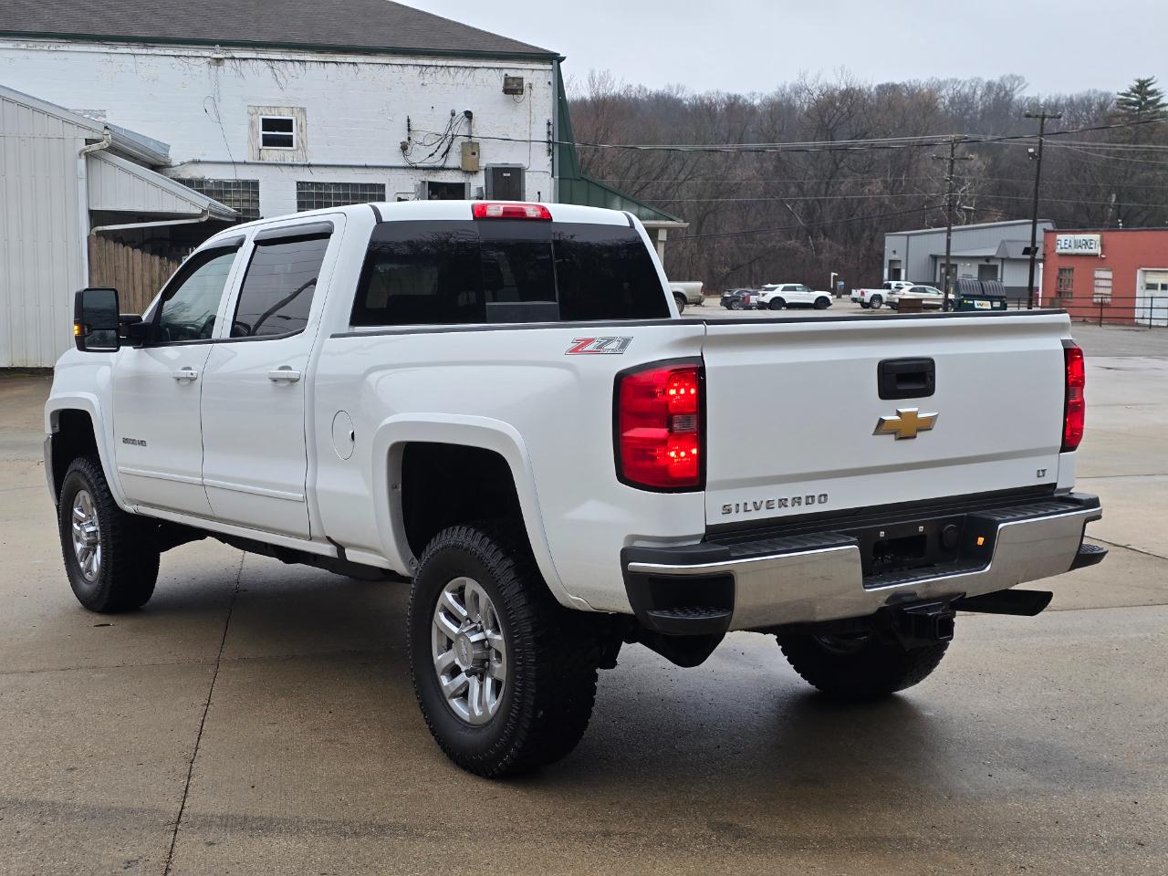 Chevrolet Silverado 2500HD LT Crew Cab 4WD 2017