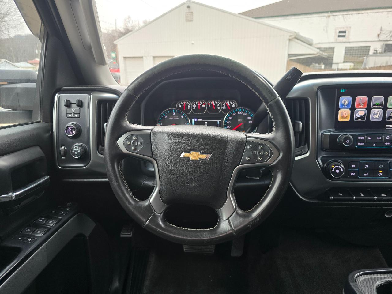 Chevrolet Silverado 2500HD LT Crew Cab 4WD 2017