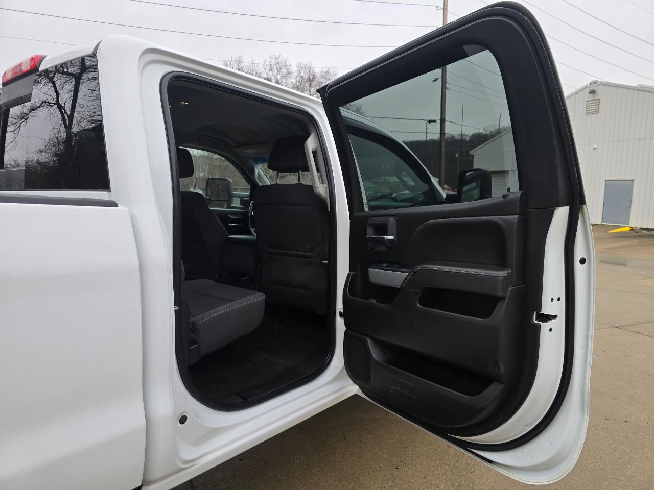 Chevrolet Silverado 2500HD LT Crew Cab 4WD 2017