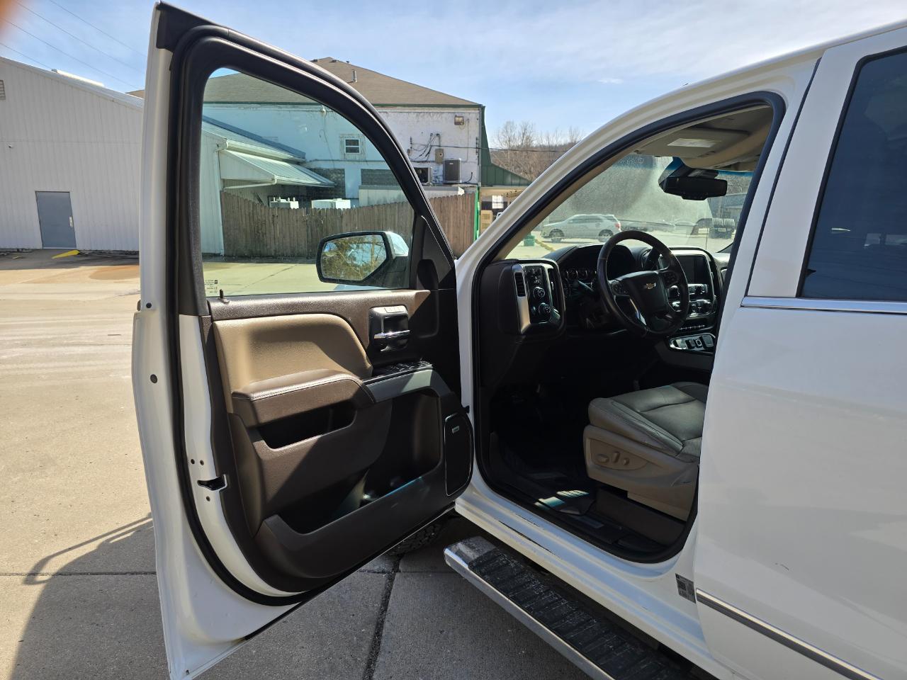 Chevrolet Silverado 1500 LTZ Crew Cab 4WD 2018