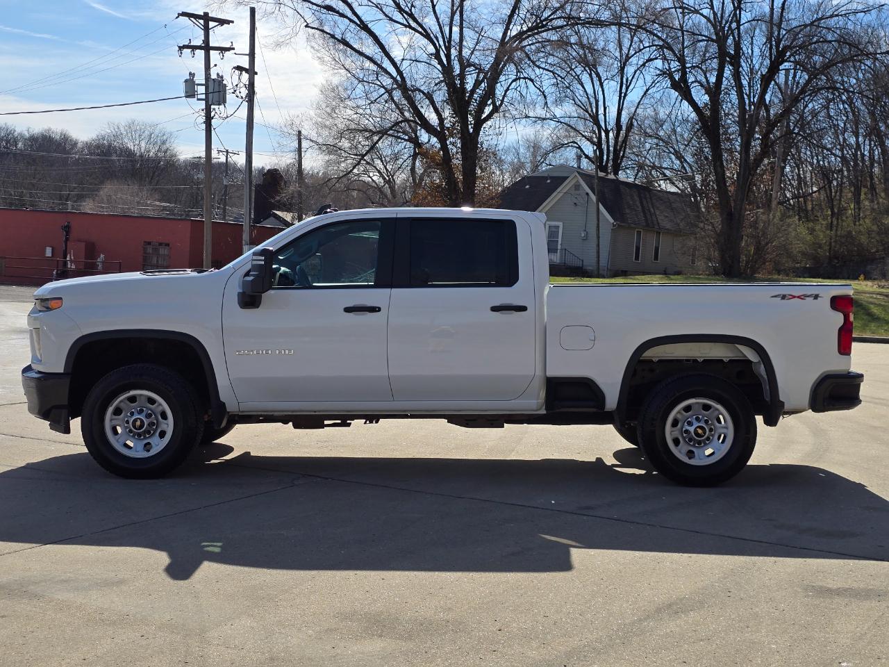 Chevrolet Silverado 2500HD Custom Crew Cab Short Box 4WD 2023