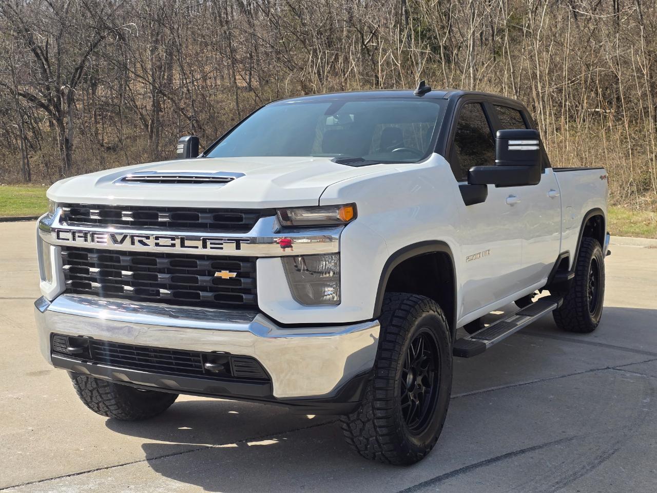 Chevrolet Silverado 2500HD LT Crew Cab Short Box 4WD 2023