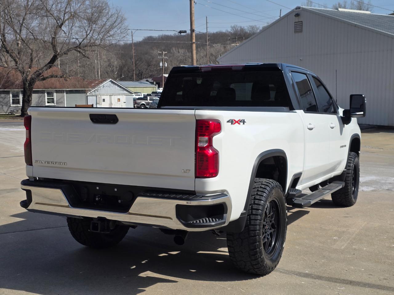 Chevrolet Silverado 2500HD LT Crew Cab Short Box 4WD 2023