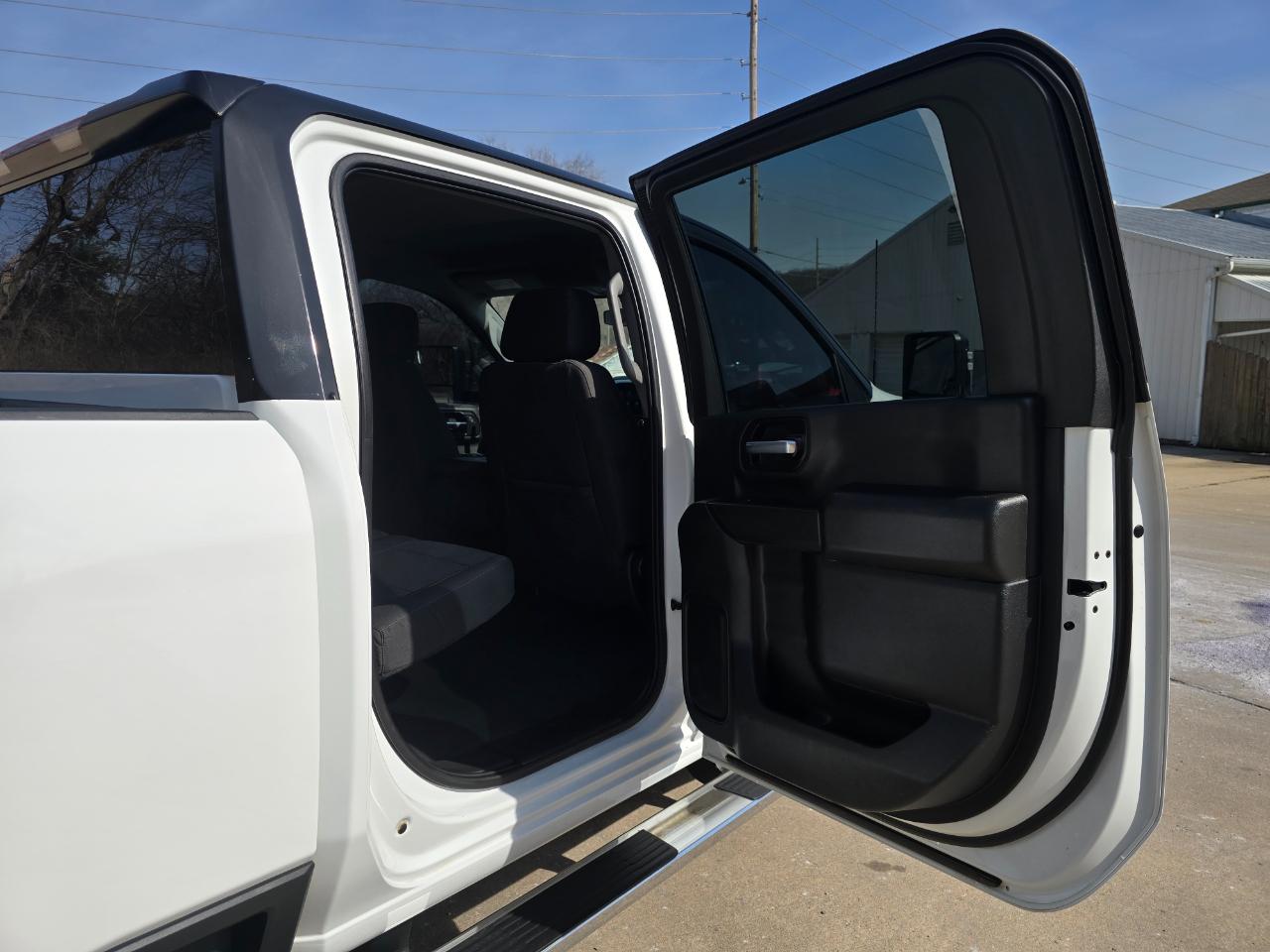 Chevrolet Silverado 2500HD LT Crew Cab Short Box 4WD 2023