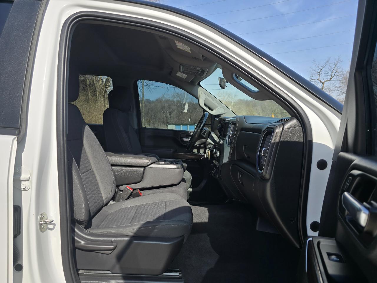 Chevrolet Silverado 2500HD LT Crew Cab Short Box 4WD 2023