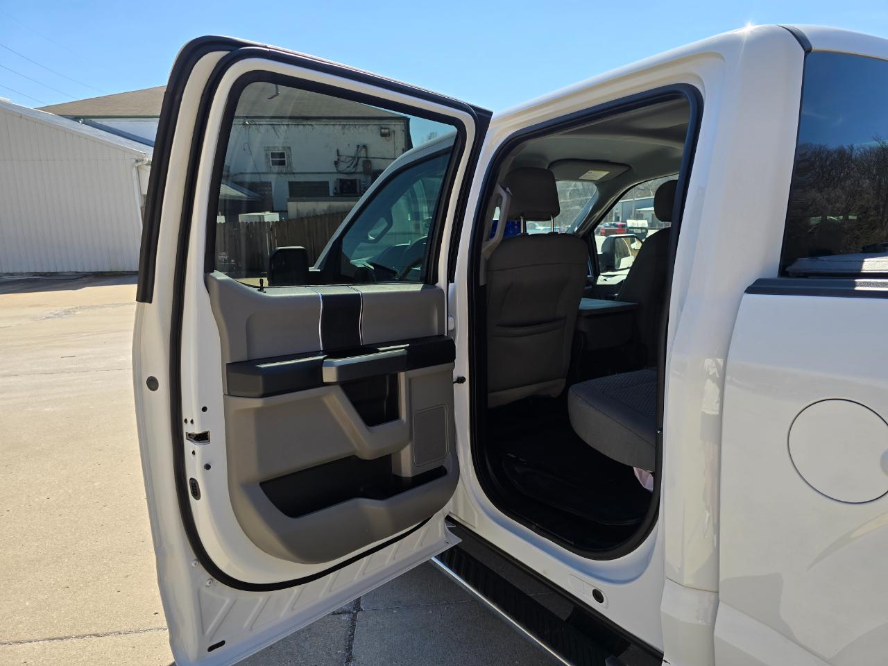 Ford F-150 XLT SuperCrew 6.5-ft. Bed 4WD 2016