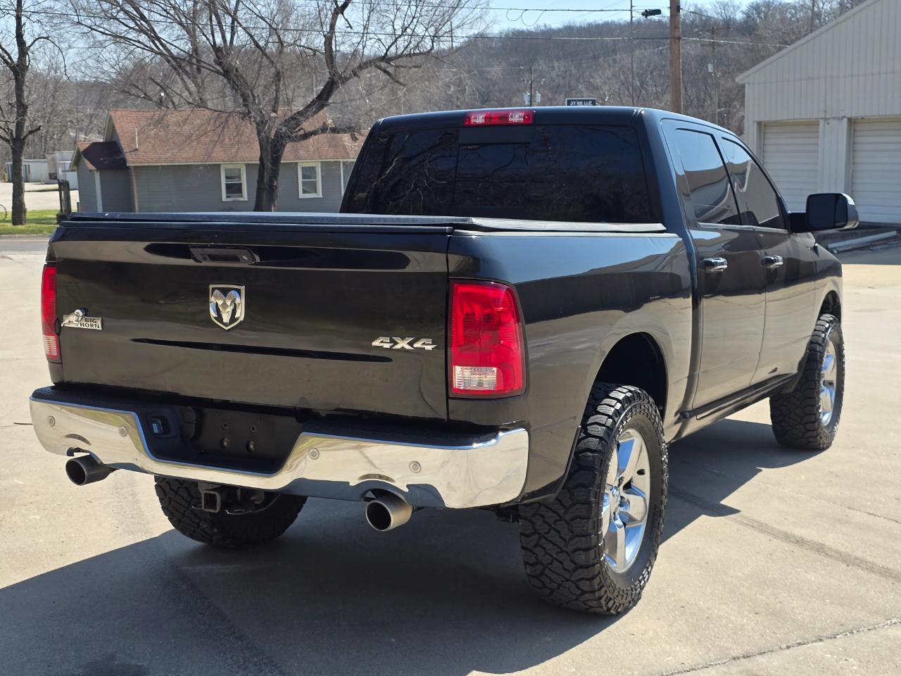 RAM 1500 Big Horn Crew Cab 4WD 2017