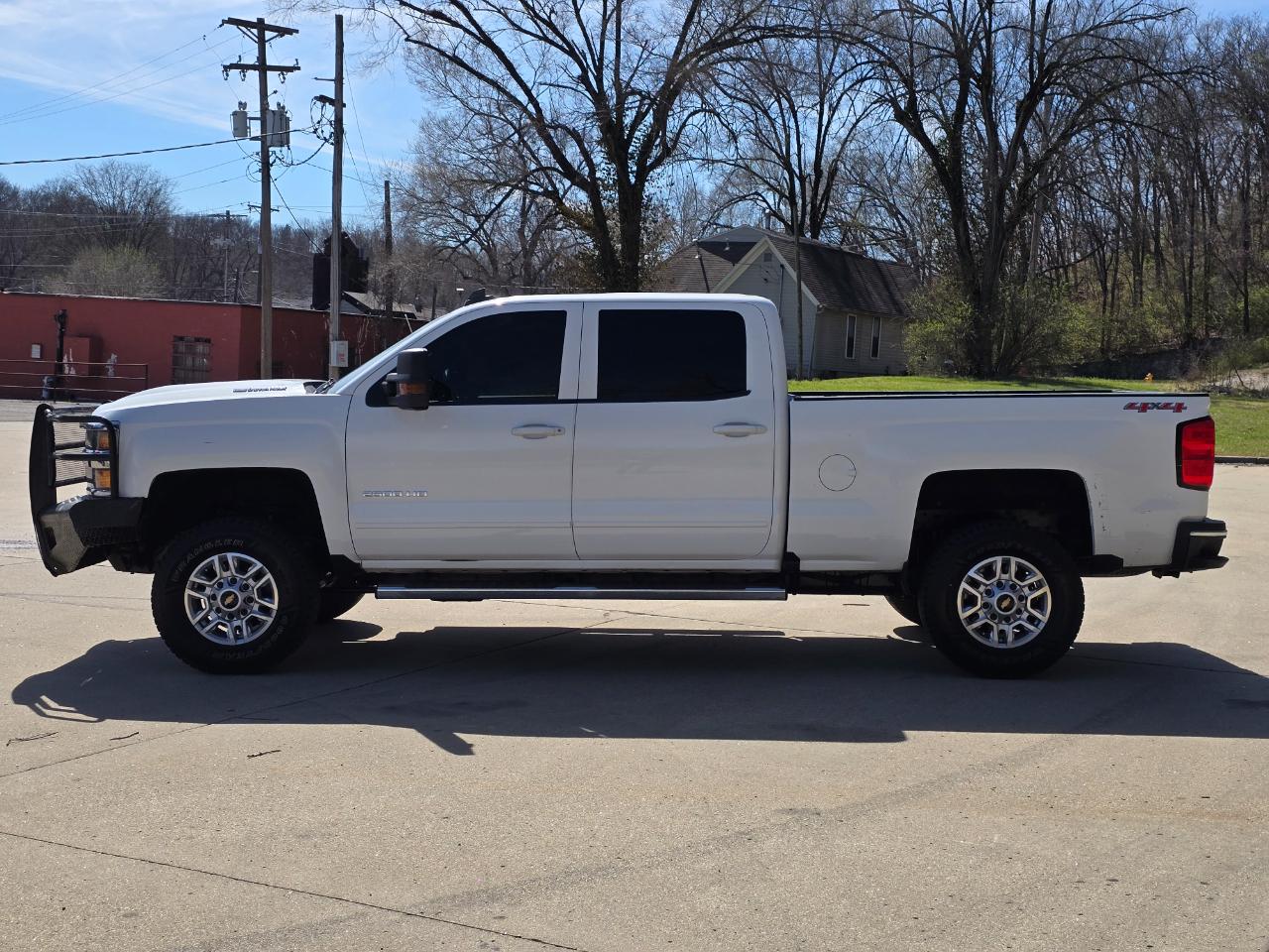 Chevrolet Silverado 2500HD LT Crew Cab 4WD 2017