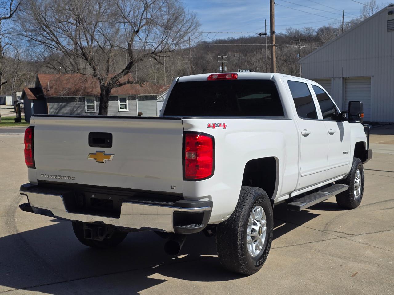 Chevrolet Silverado 2500HD LT Crew Cab 4WD 2017