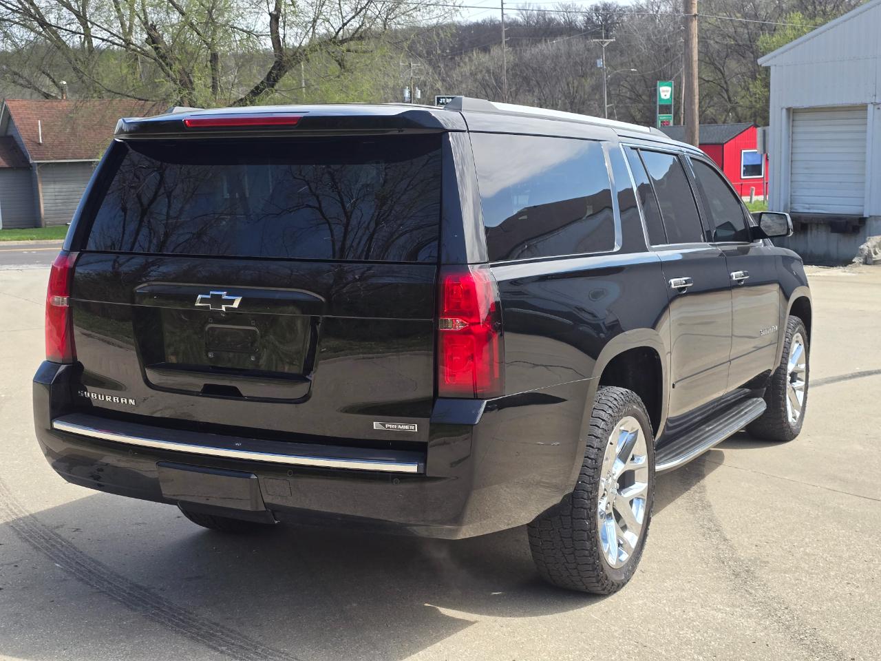 Chevrolet Suburban Premier 4WD 2017
