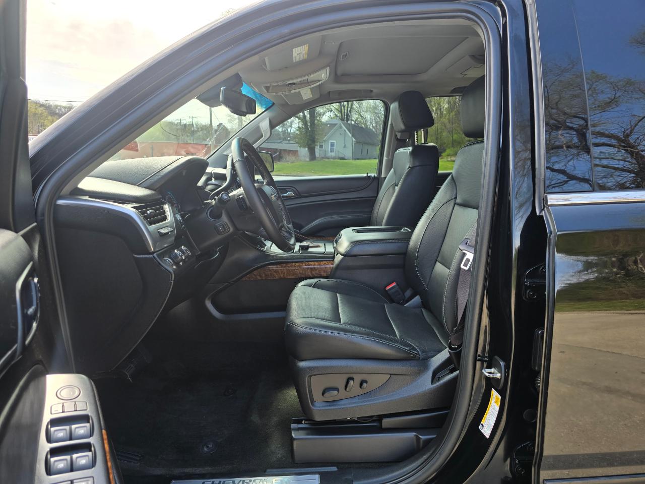 Chevrolet Suburban Premier 4WD 2017