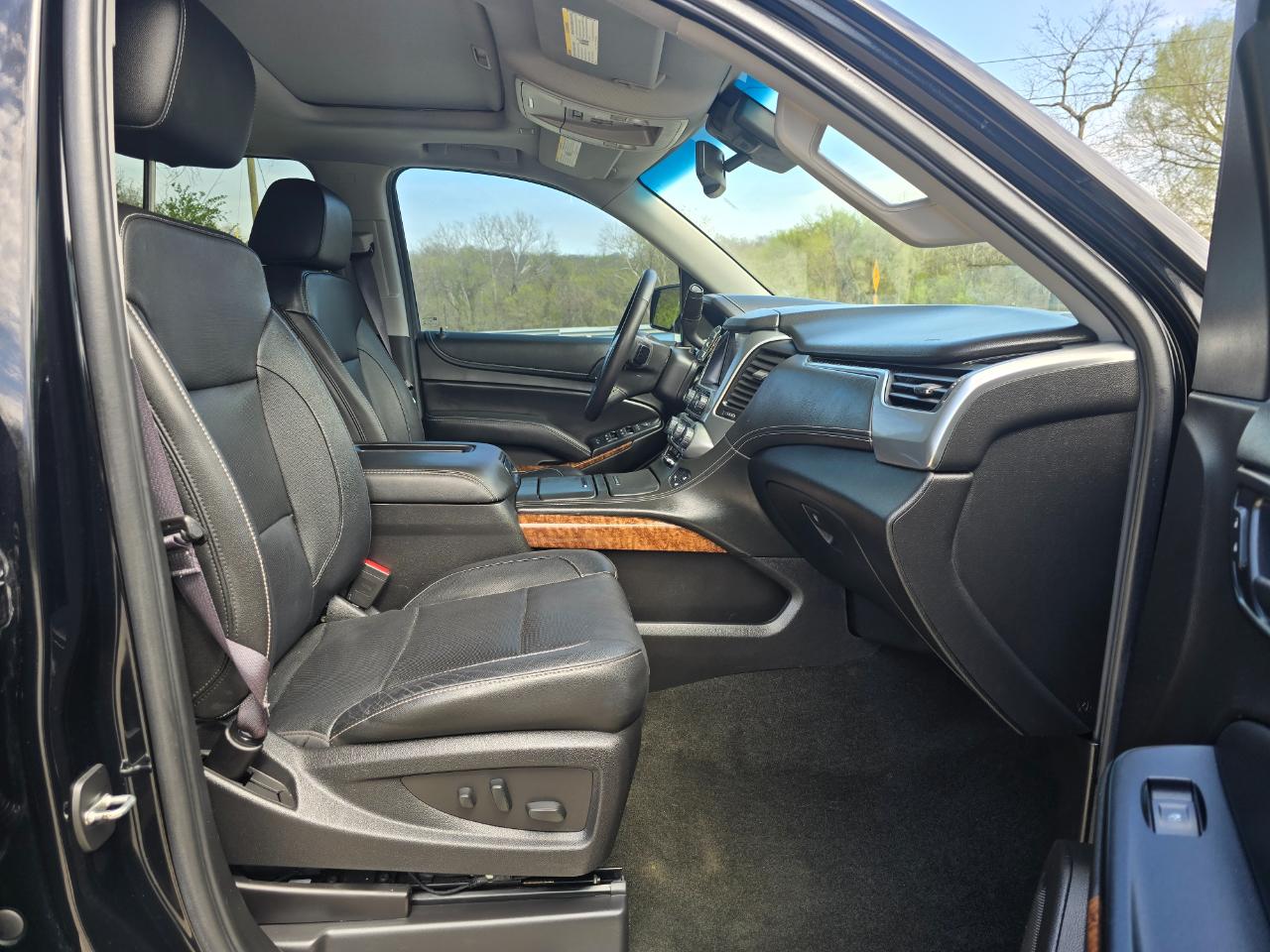 Chevrolet Suburban Premier 4WD 2017