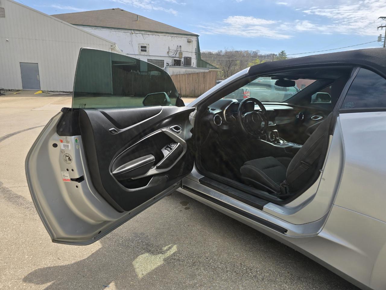 Chevrolet Camaro 1LT Convertible 8A 2019