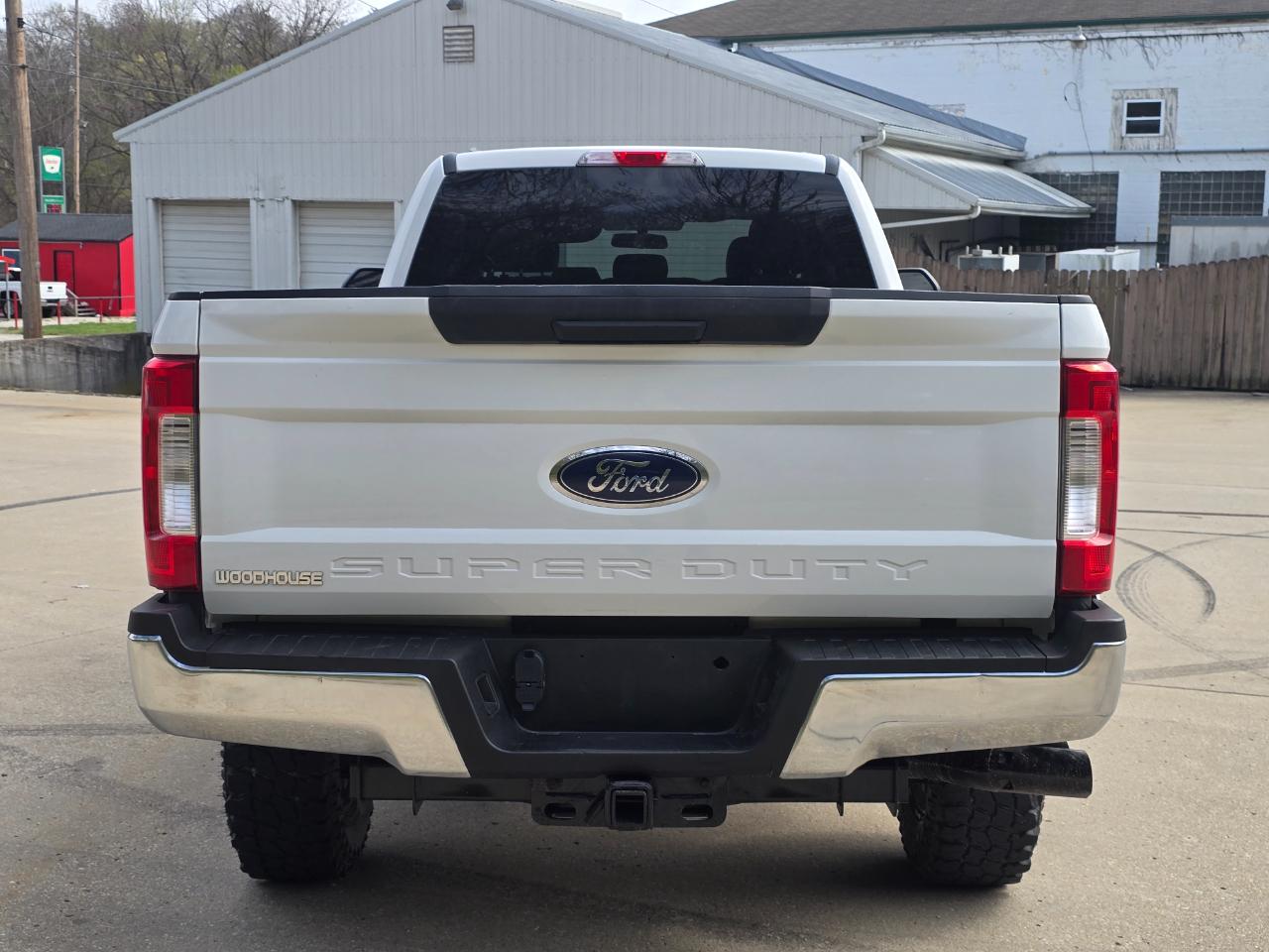 Ford F-250 SD XL SuperCab Long Bed 4WD 2017