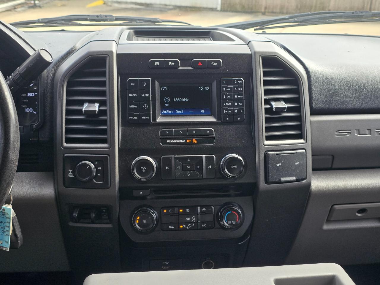 Ford F-250 SD XL SuperCab Long Bed 4WD 2017