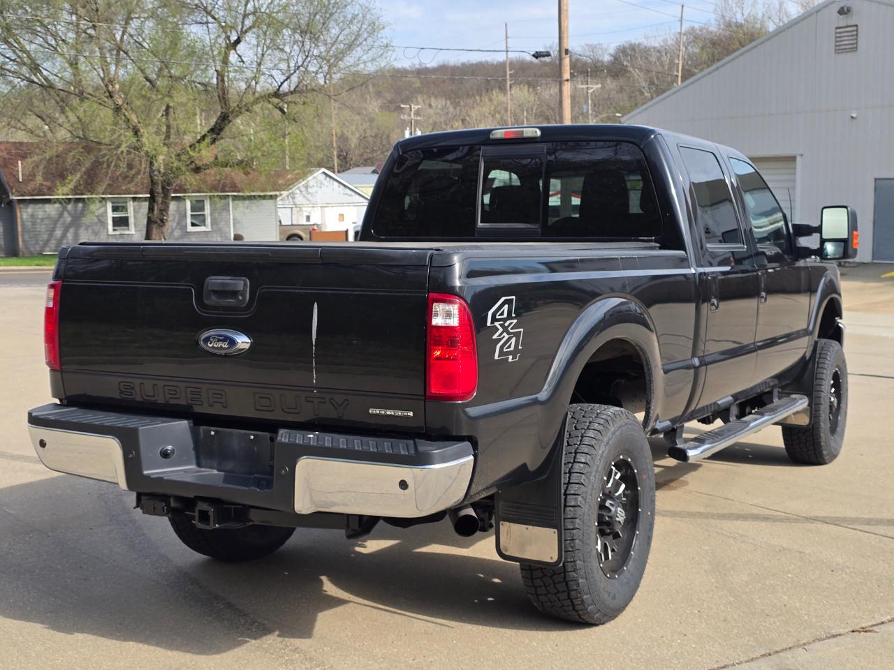 Ford F-250 SD Lariat Crew Cab 4WD 2015