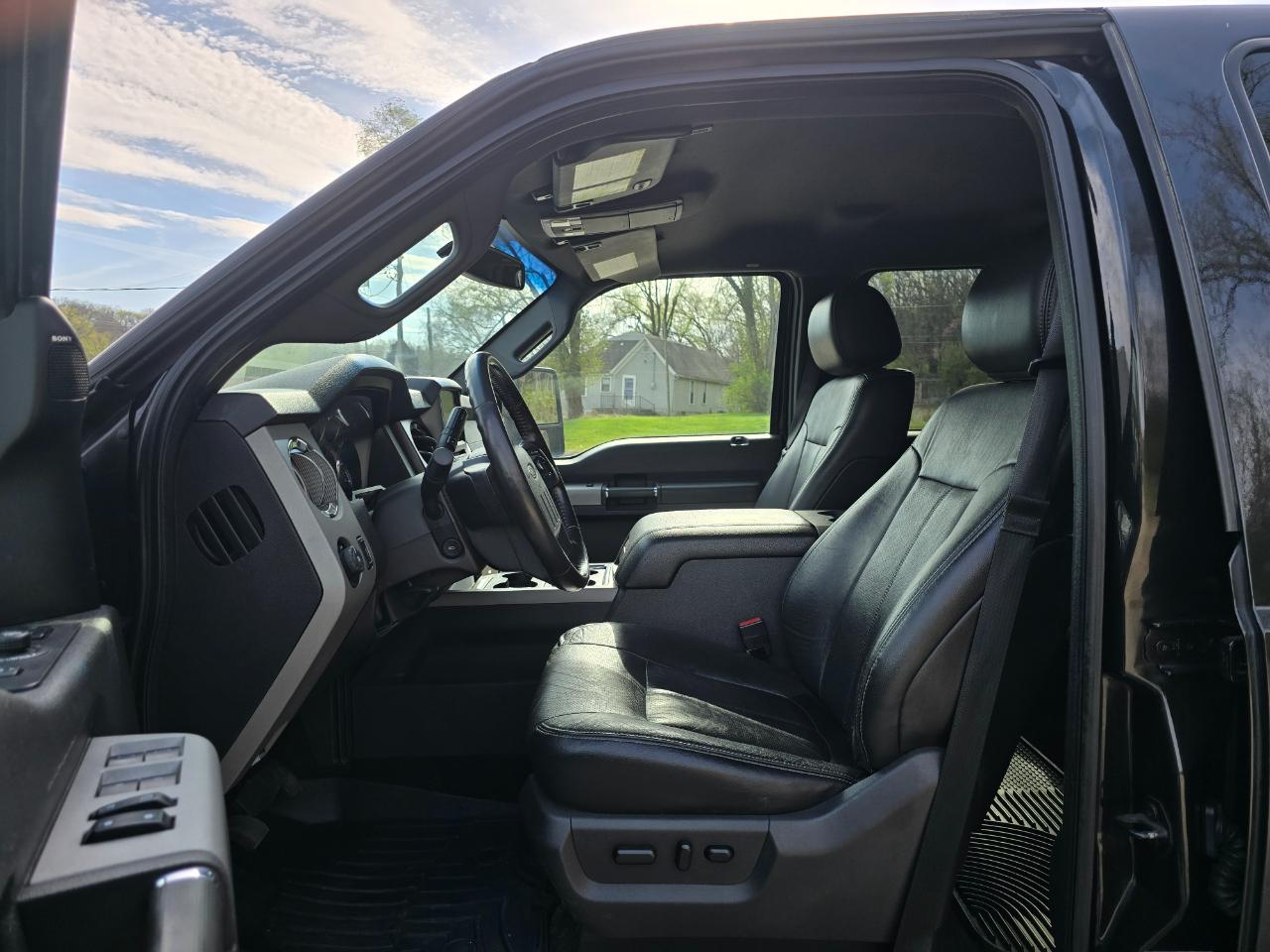 Ford F-250 SD Lariat Crew Cab 4WD 2015