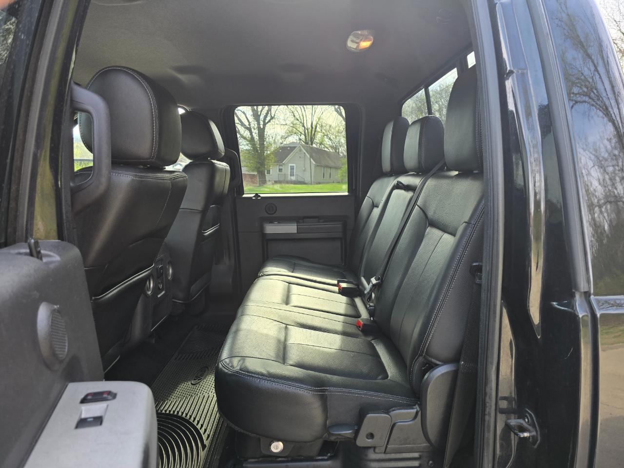 Ford F-250 SD Lariat Crew Cab 4WD 2015