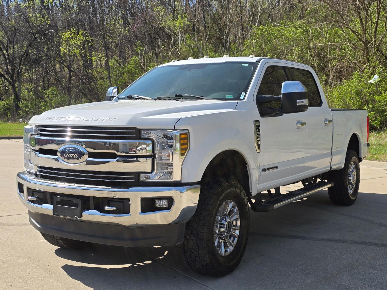 Ford F-250 SD Lariat Crew Cab 4WD 2018