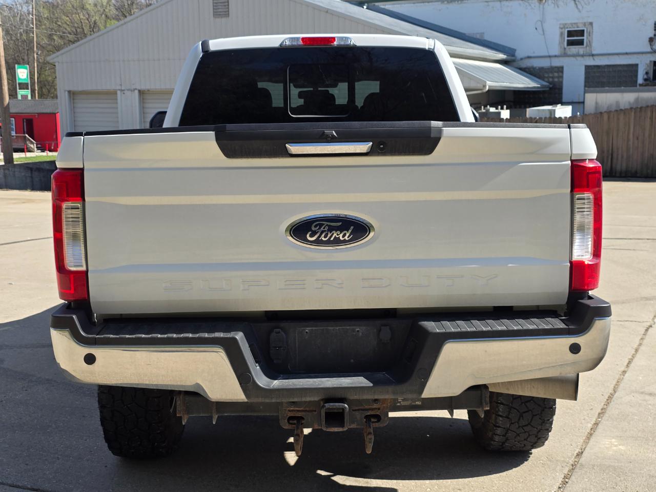 Ford F-250 SD Lariat Crew Cab 4WD 2018