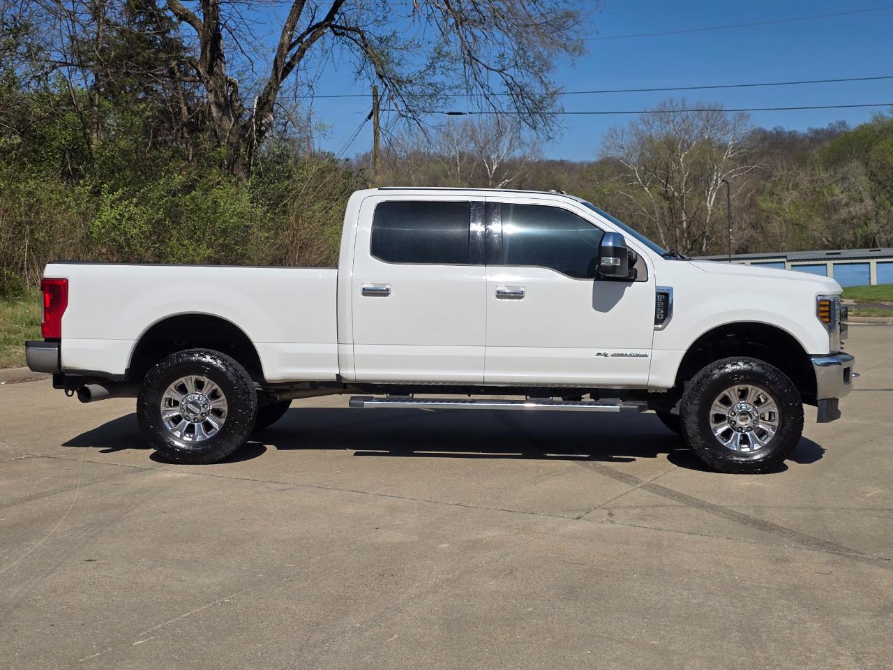 Ford F-250 SD Lariat Crew Cab 4WD 2018