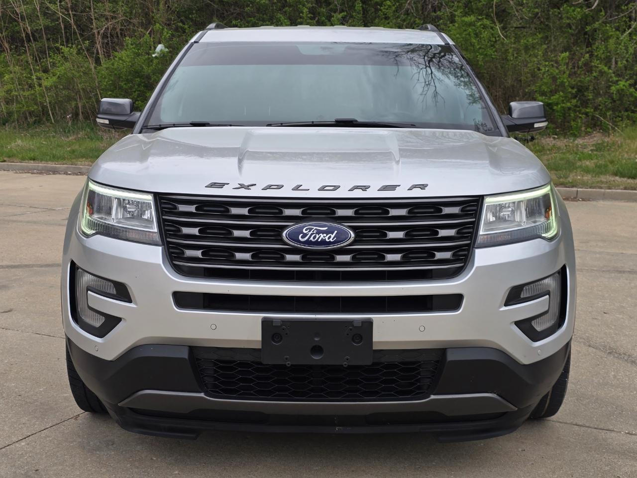 Ford Explorer XLT FWD 2017