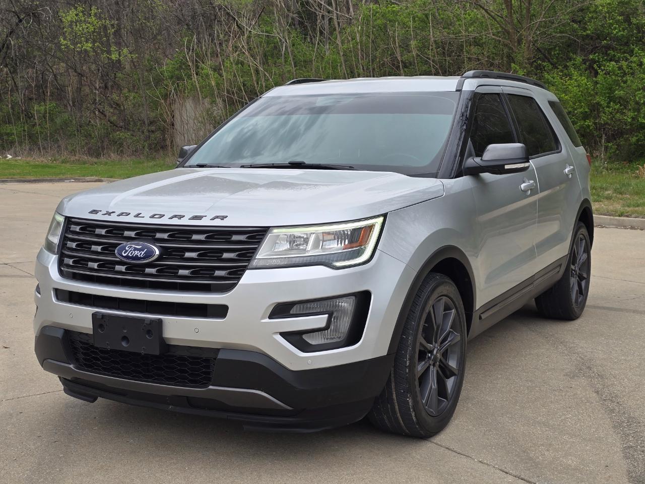Ford Explorer XLT FWD 2017