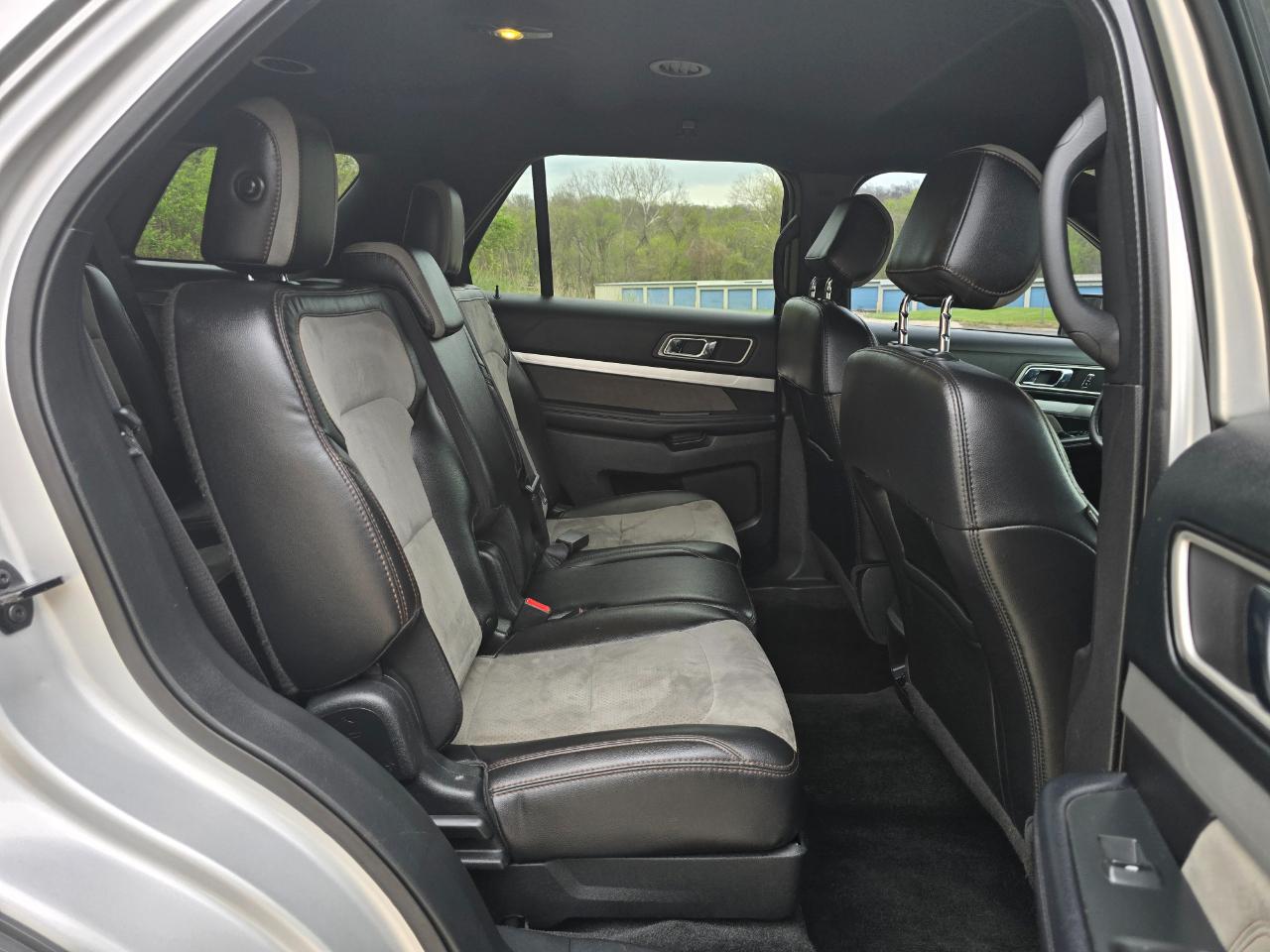 Ford Explorer XLT FWD 2017