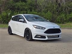2016 Ford Focus 