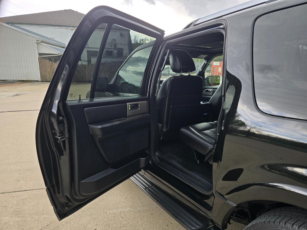 Ford Expedition EL Limited 4WD 2017