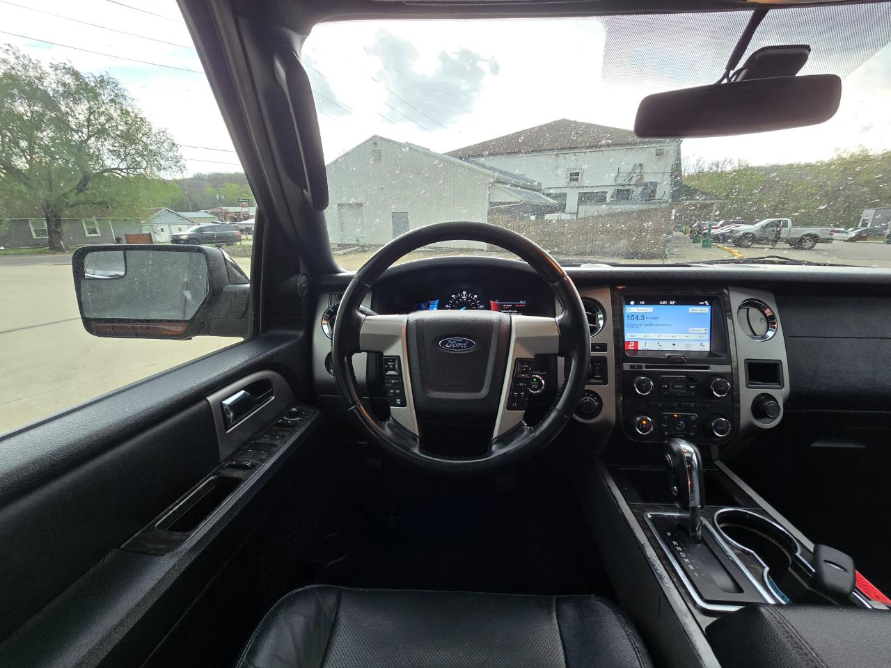 Ford Expedition EL Limited 4WD 2017