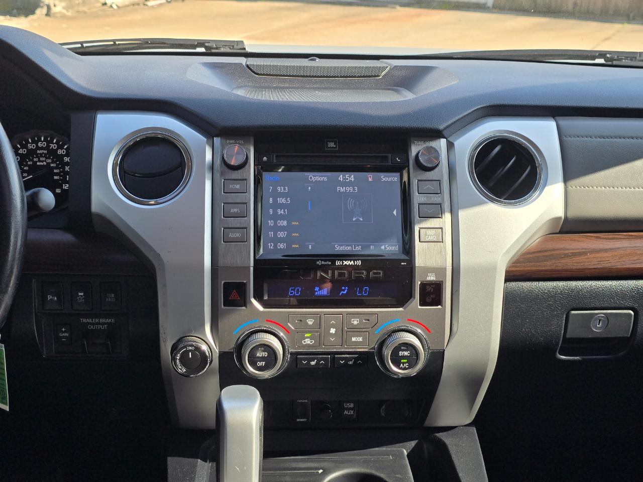 Toyota Tundra Limited 5.7L FFV CrewMax 4WD 2018