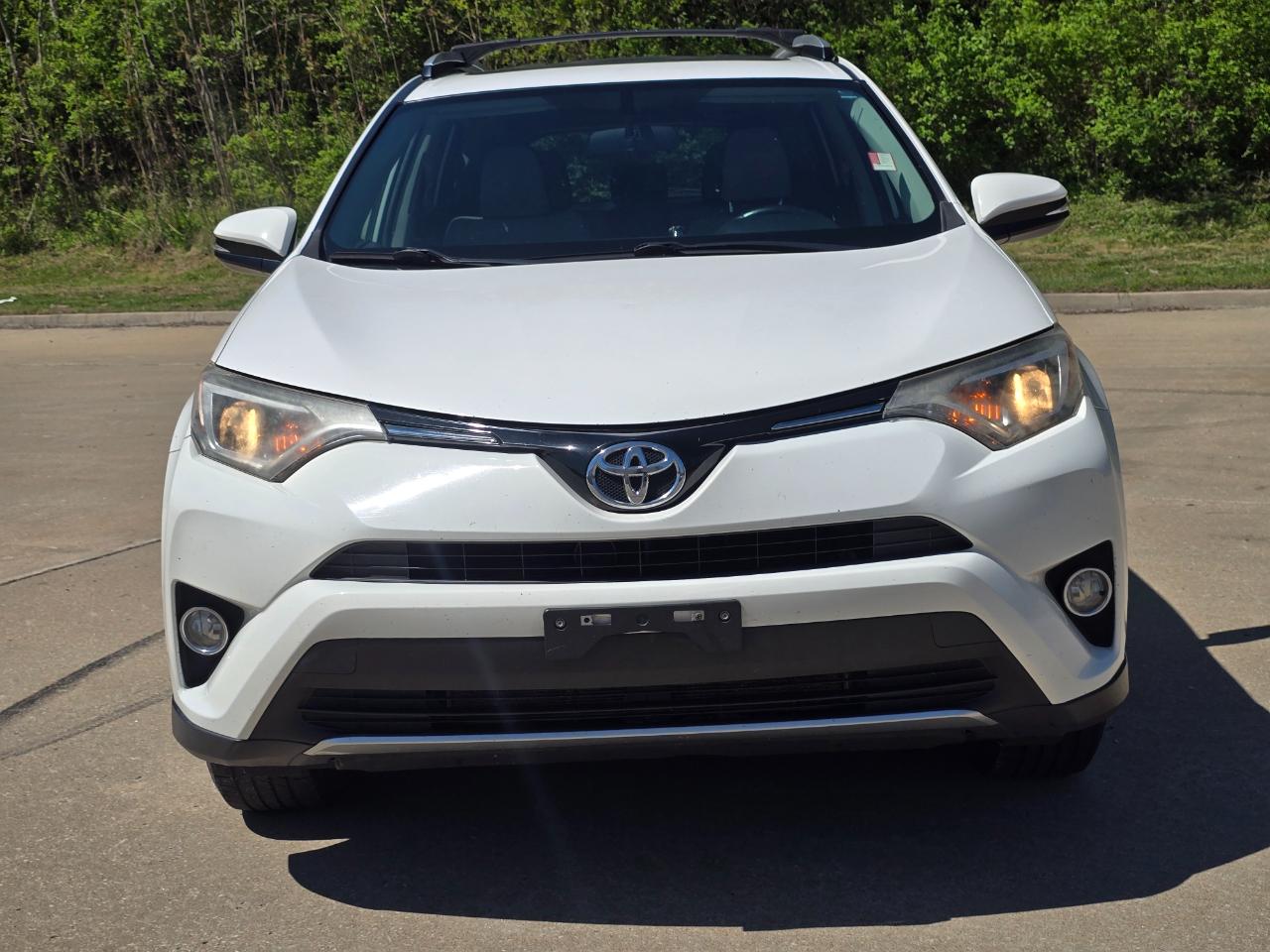 Toyota RAV4 XLE AWD 2016