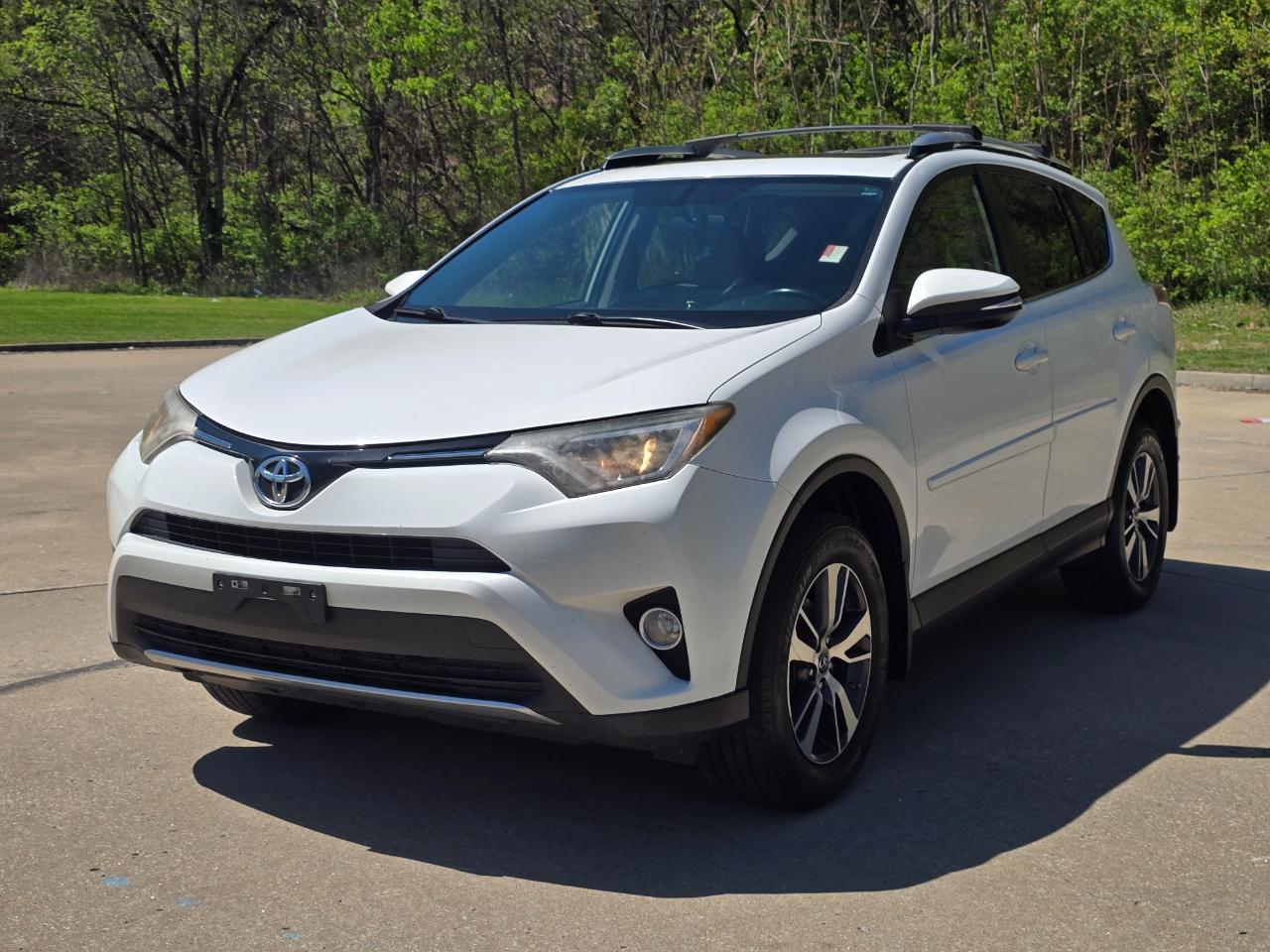 Toyota RAV4 XLE AWD 2016