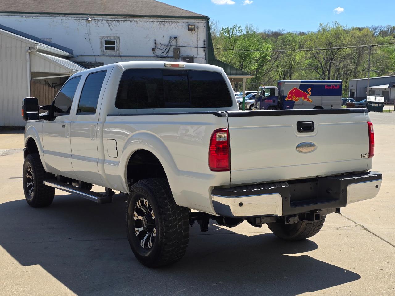 Ford F-250 SD Lariat Crew Cab 4WD 2012