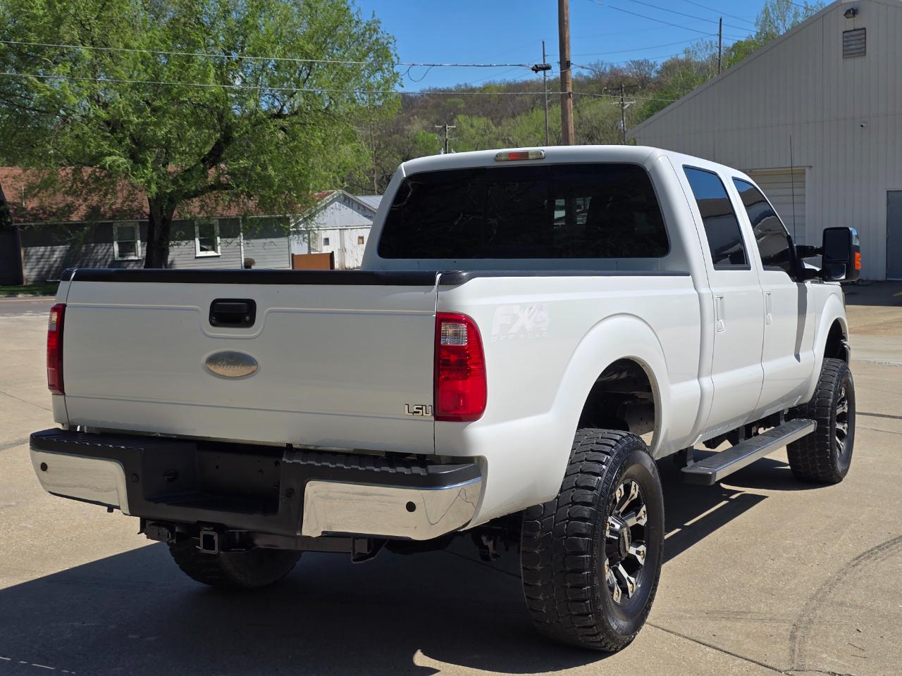 Ford F-250 SD Lariat Crew Cab 4WD 2012