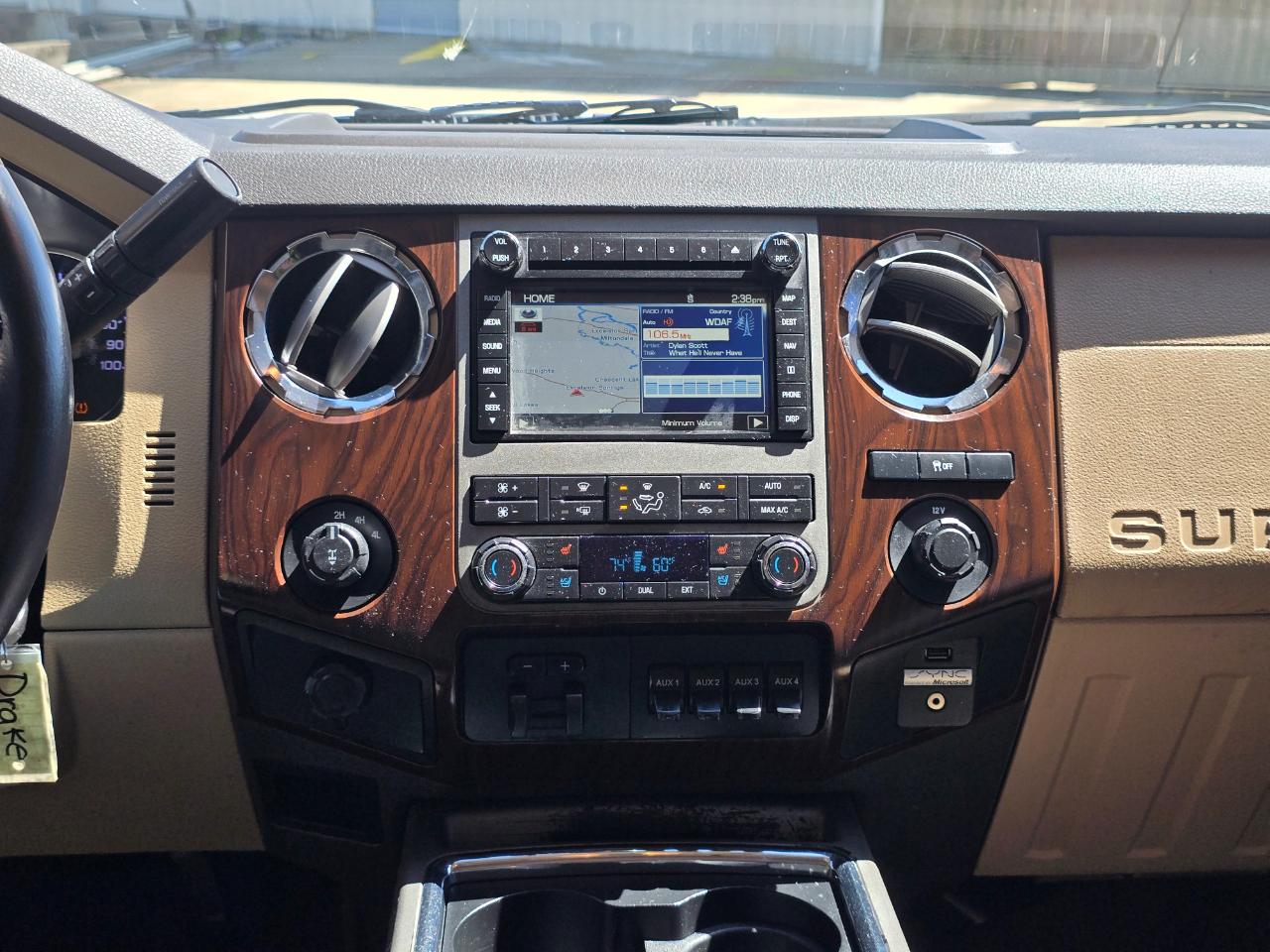 Ford F-250 SD Lariat Crew Cab 4WD 2012