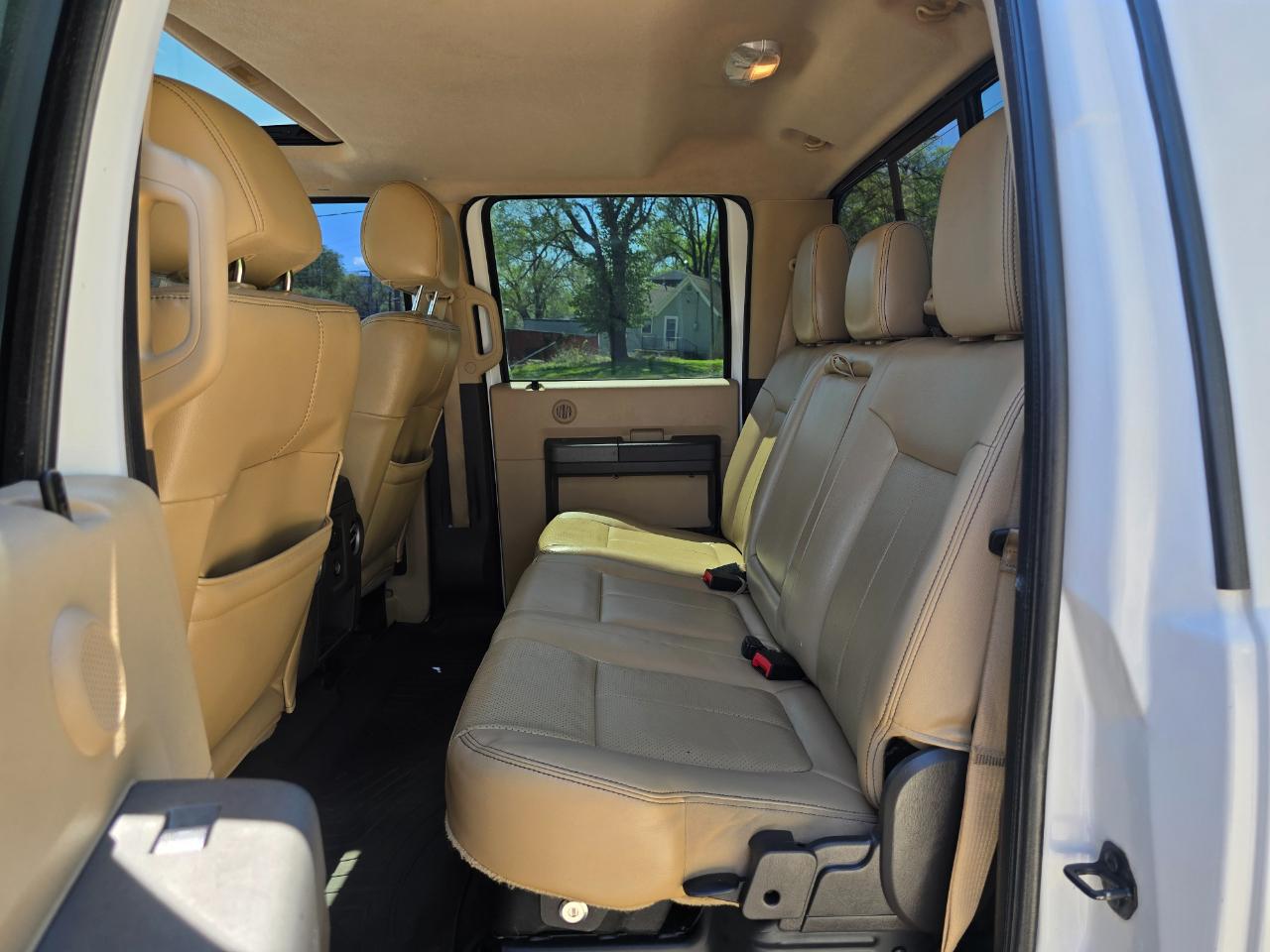 Ford F-250 SD Lariat Crew Cab 4WD 2012