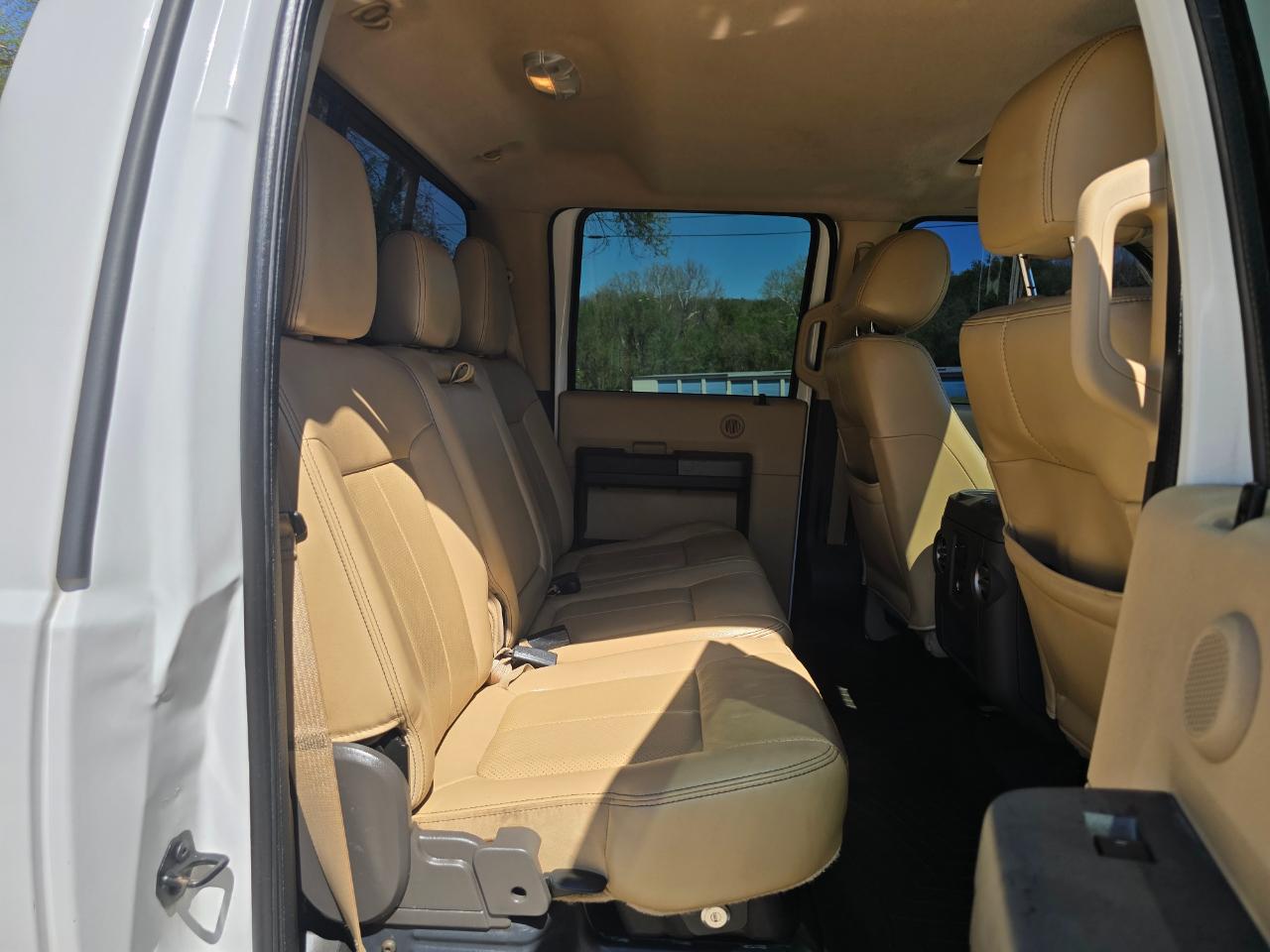 Ford F-250 SD Lariat Crew Cab 4WD 2012